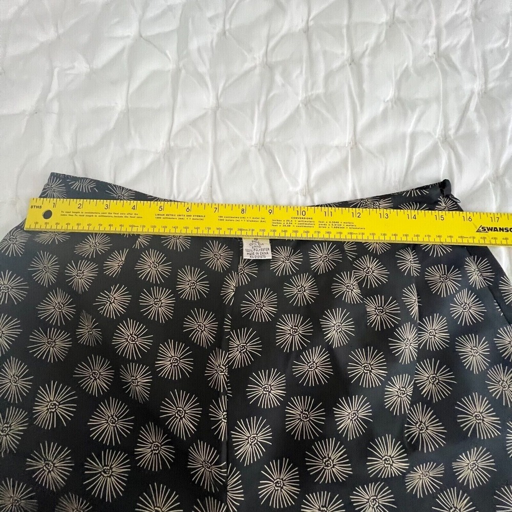 Vintage Womens Silk Cigarette Pants Size 10 Preppy Classic Geometric Black Lined - Picture 5 of 9